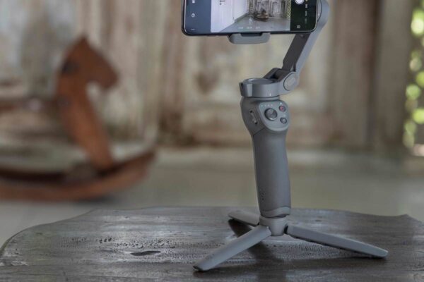 DJI Osmo Mobile 3 Grip tripod - www.dronedepot.be