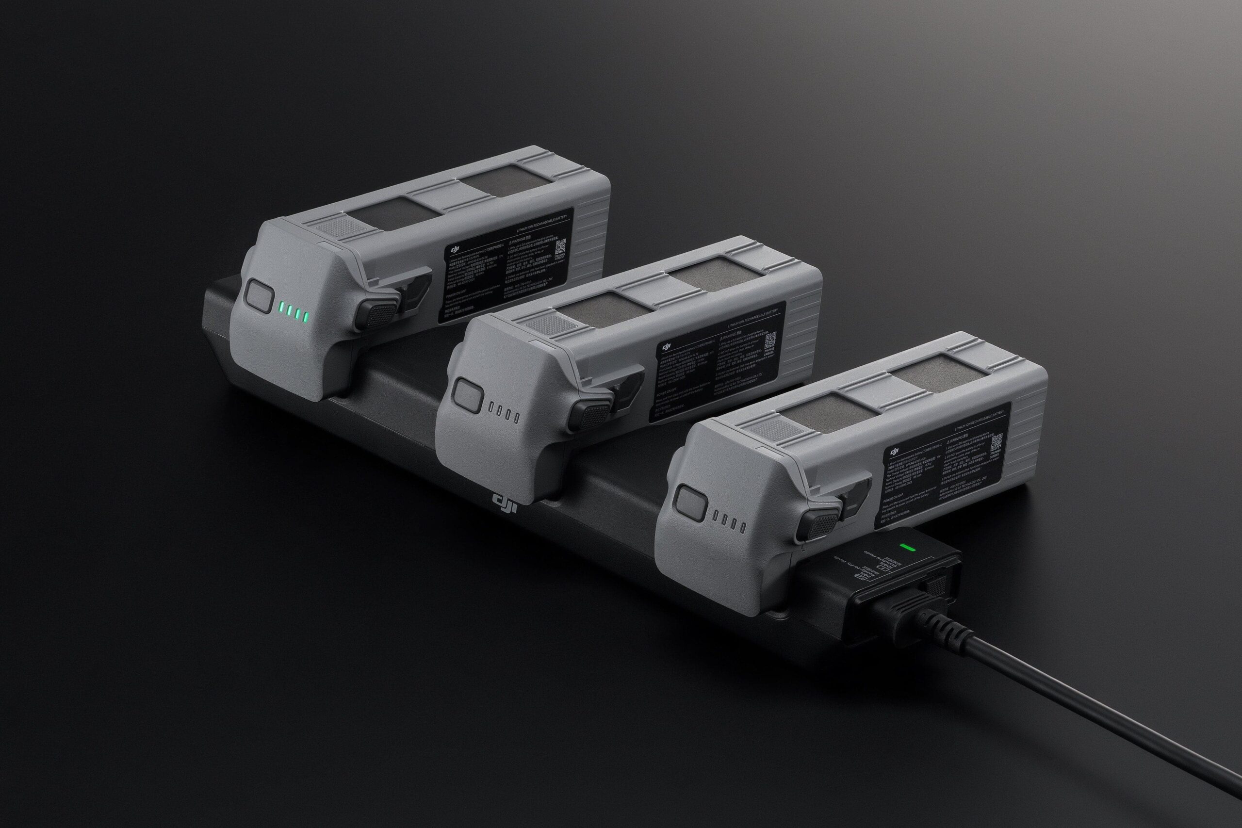 DJI Matrice 4 Series Charging Hub (200W)