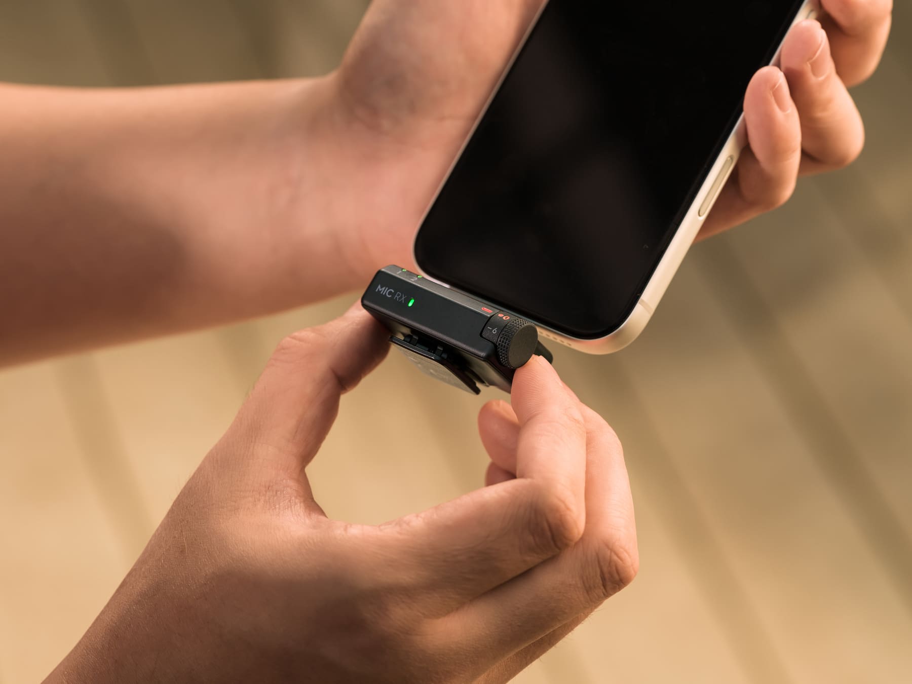 DJI Mic Mini 2 (RX) With Phone